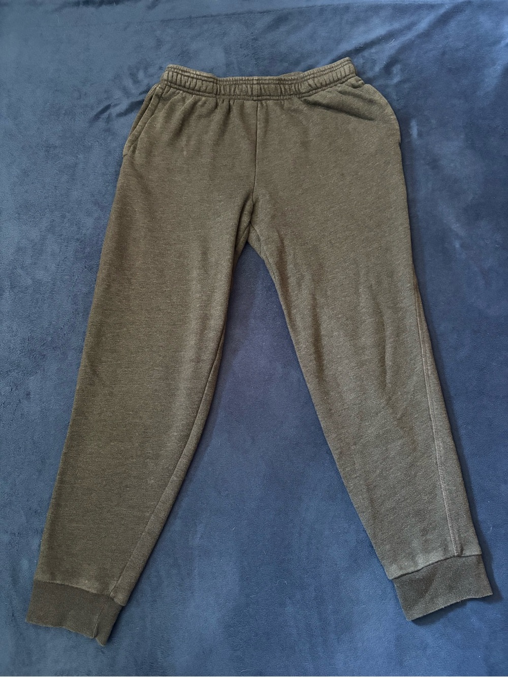 Amazon Essentials Men’s Grey Sweatpants